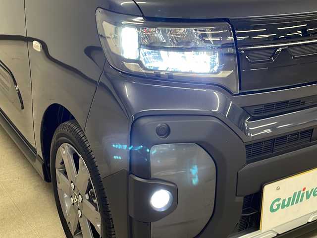 ダイハツ タント ファンクロスターボ 熊本県 2023(令5)年 0.6万km クロムグレーメタリック ディスプレイオーディオ（ＣＤ/ラジオ/ＵＳＢ）/全方位カメラ/両側パワースライドドア/前後コーナーセンサー/衝突軽減システム/横滑り防止装置/Ｄ・Ｎ席シートヒーター/先行車発進お知らせ機能/プッシュスタート/スマートキー×２/オートライト/純正フロアマット/ドアバイザー/純正15インチＡＷ