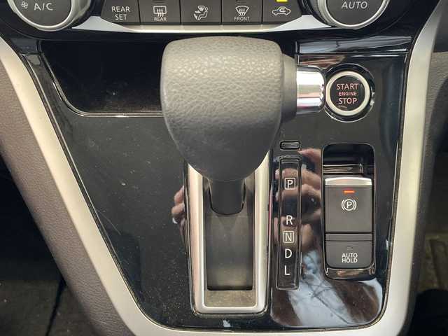 日産 セレナ ハイウェイスター Vセレクション 埼玉県 2018(平30)年 3.4万km ダイヤモンドブラック プロパイロット/純正SDナビ/ CD/DVD/BT/フルセグ/全周囲カメラ/レーダークルーズコントロール/コーナーセンサー/ハロゲンオートライト/純正16インチアルミホイール
