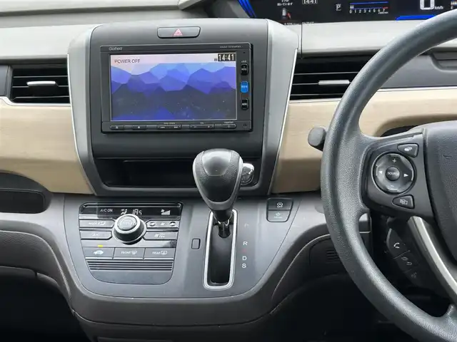 ホンダ フリード G ホンダセンシング 長崎県 2018(平30)年 6.8万km コバルトブルーパール 純正インターナビ/（CD/DVD/BT/フルセグ）/バックカメラ/衝突軽減システム/レーンアシスト/レーダークルーズ/ETC/両側パワースライドドア/スマートキー/プッシュスタート/社外15インチAW