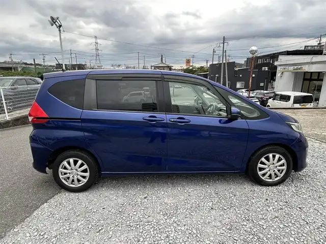 ホンダ フリード G ホンダセンシング 長崎県 2018(平30)年 6.8万km コバルトブルーパール 純正インターナビ/（CD/DVD/BT/フルセグ）/バックカメラ/衝突軽減システム/レーンアシスト/レーダークルーズ/ETC/両側パワースライドドア/スマートキー/プッシュスタート/社外15インチAW