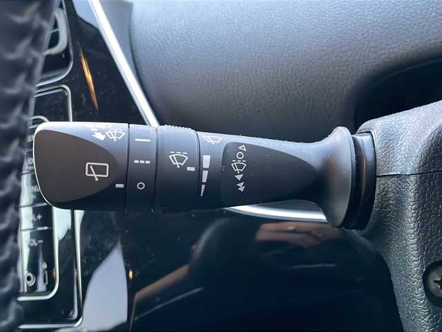 トヨタ プリウス S 山口県 2016(平28)年 12.2万km ライトベージュM (株)IDOMが運営する【じしゃロン宇部店】の自社ローン専用車両になります。こちらは現金またはオートローンご利用時の価格です。自社ローンご希望の方は別途その旨お申付け下さい。/純正ナビ/バックカメラ/ＥＴＣ/プッシュスタート/ＬＥＤヘッドライト/ドライブレコーダー/オートマチックハイビーム/オートライト/純正フロアマット/クルーズコントロール