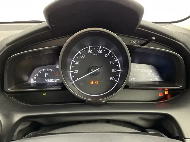 マツダ マツダ２ 15S 三重県 2020(令2)年 4.7万km セラミックM /コネクトナビ/　CD/DVD/USB/フルセグTV/AM/FM//LEDオートライト//ステアリングスイッチ//ドライブレコーダー//ETC//ブラインドスポットモニター//電格ミラー//バックモニター//オートワイパー//オートエアコン//レーンキープアシスト