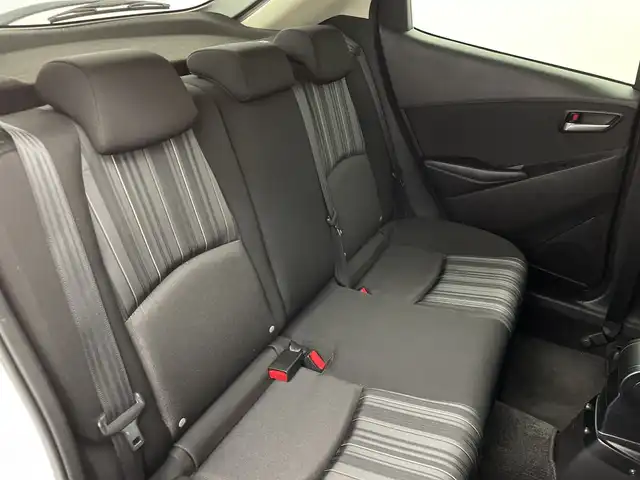 マツダ マツダ２ 15S 三重県 2020(令2)年 4.7万km セラミックM /コネクトナビ/　CD/DVD/USB/フルセグTV/AM/FM//LEDオートライト//ステアリングスイッチ//ドライブレコーダー//ETC//ブラインドスポットモニター//電格ミラー//バックモニター//オートワイパー//オートエアコン//レーンキープアシスト