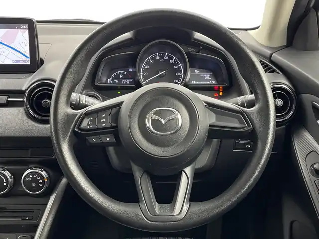 マツダ マツダ２ 15S 三重県 2020(令2)年 4.7万km セラミックM /コネクトナビ/　CD/DVD/USB/フルセグTV/AM/FM//LEDオートライト//ステアリングスイッチ//ドライブレコーダー//ETC//ブラインドスポットモニター//電格ミラー//バックモニター//オートワイパー//オートエアコン//レーンキープアシスト