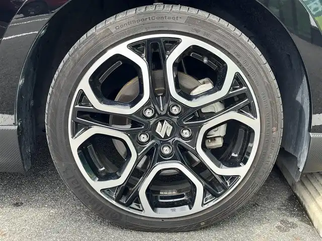 スズキ スイフト スポーツ 奈良県 2023(令5)年 6万km ミネラルグレーM 純正ナビ　/フルセグ　/DVD　/Bluetooth　/全方位カメラ　/ETC　/前後ドライブレコーダー　/デジタルインナーミラー　/運転席シートヒーター　/純正アルミホイール　/オートLEDライト　/衝突被害軽減ブレーキ/車線逸脱警報/横滑り防止装置/W+サイド+カーテンエアバッグ/スペアキー1本/保証書/取扱説明書