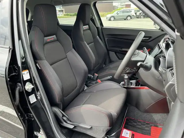 スズキ スイフト スポーツ 奈良県 2023(令5)年 6万km ミネラルグレーM 純正ナビ　/フルセグ　/DVD　/Bluetooth　/全方位カメラ　/ETC　/前後ドライブレコーダー　/デジタルインナーミラー　/運転席シートヒーター　/純正アルミホイール　/オートLEDライト　/衝突被害軽減ブレーキ/車線逸脱警報/横滑り防止装置/W+サイド+カーテンエアバッグ/スペアキー1本/保証書/取扱説明書