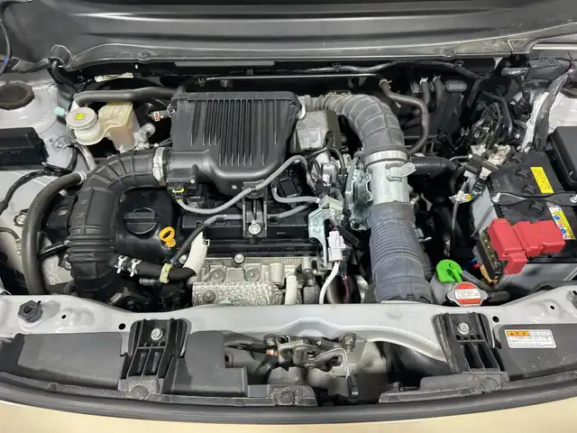 スズキ クロスビー HYBRID MZ 神奈川県 2019(令1)年 3.6万km キャラバンアイボリーパールメタリック/ホワイト 2トーンルーフ 純正8型SDナビゲーション【CN-RZ843】/AM FM フルセグ Bluetooth HDMI CD　DVD　SD/パノラミックビューモニター/デュアルセンサーブレーキサポート/アダプティブクルーズコントロール/シートヒーター/ETC/純正フロアマット、/スマートキー/スペアキー/LEDヘッドライト/オートライト/オートマチックハイビーム/純正16インチアルミホイル/ドアバイザー/車線維持支援機能/クリアランスソナー