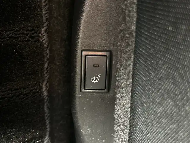 スズキ クロスビー HYBRID MZ 神奈川県 2019(令1)年 3.6万km キャラバンアイボリーパールメタリック/ホワイト 2トーンルーフ 純正8型SDナビゲーション【CN-RZ843】/AM FM フルセグ Bluetooth HDMI CD　DVD　SD/パノラミックビューモニター/デュアルセンサーブレーキサポート/アダプティブクルーズコントロール/シートヒーター/ETC/純正フロアマット、/スマートキー/スペアキー/LEDヘッドライト/オートライト/オートマチックハイビーム/純正16インチアルミホイル/ドアバイザー/車線維持支援機能/クリアランスソナー