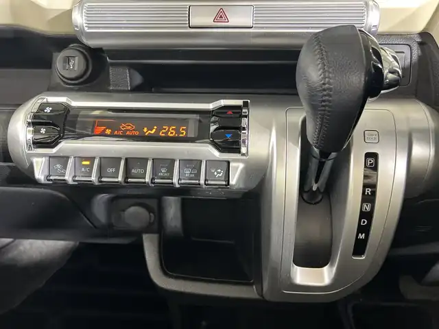 スズキ クロスビー HYBRID MZ 神奈川県 2019(令1)年 3.6万km キャラバンアイボリーパールメタリック/ホワイト 2トーンルーフ 純正8型SDナビゲーション【CN-RZ843】/AM FM フルセグ Bluetooth HDMI CD　DVD　SD/パノラミックビューモニター/デュアルセンサーブレーキサポート/アダプティブクルーズコントロール/シートヒーター/ETC/純正フロアマット、/スマートキー/スペアキー/LEDヘッドライト/オートライト/オートマチックハイビーム/純正16インチアルミホイル/ドアバイザー/車線維持支援機能/クリアランスソナー