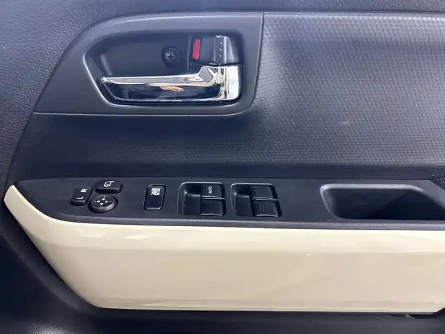 スズキ クロスビー HYBRID MZ 神奈川県 2019(令1)年 3.6万km キャラバンアイボリーパールメタリック/ホワイト 2トーンルーフ 純正8型SDナビゲーション【CN-RZ843】/AM FM フルセグ Bluetooth HDMI CD　DVD　SD/パノラミックビューモニター/デュアルセンサーブレーキサポート/アダプティブクルーズコントロール/シートヒーター/ETC/純正フロアマット、/スマートキー/スペアキー/LEDヘッドライト/オートライト/オートマチックハイビーム/純正16インチアルミホイル/ドアバイザー/車線維持支援機能/クリアランスソナー