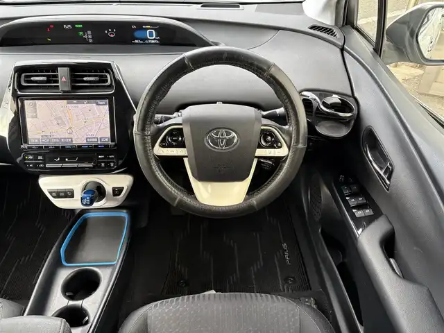 トヨタ プリウス Sセーフティプラス 愛知県 2016(平28)年 15.9万km ホワイトパールクリスタルシャイン 登録時158672km/純正ナビ/・Bluetoothaudio/・TV/・DVD/バックカメラ/ビルトインETC2.0/レーダークルーズコントロール/ドライブレコーダー/サンルーフ/ローダウン/モデリスタエアロ