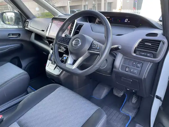 日産 セレナ e－パワー ハイウェイスター V 埼玉県 2021(令3)年 4.5万km パールⅡ プロパイロット/純正10型ナビTV/純正フリップダウンモニター/アラウンドビューモニター/デジタルインナーミラー/ビルトインETC/純正Fドラレコ/社外Rドラレコ/両側パワースライドドア/LEDヘッドリライト/クリアランスソナー/BSM/純正アルミホイール/プッシュスタート/スマートキー/保証書付整備手帳/取扱説明書