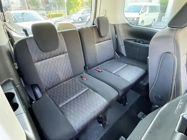 日産 セレナ e－パワー ハイウェイスター V 埼玉県 2021(令3)年 4.5万km パールⅡ プロパイロット/純正10型ナビTV/純正フリップダウンモニター/アラウンドビューモニター/デジタルインナーミラー/ビルトインETC/純正Fドラレコ/社外Rドラレコ/両側パワースライドドア/LEDヘッドリライト/クリアランスソナー/BSM/純正アルミホイール/プッシュスタート/スマートキー/保証書付整備手帳/取扱説明書