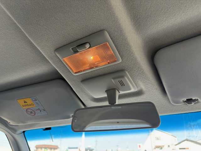 スズキ スペーシア カスタム GS 大阪府 2013(平25)年 8.1万km 白 純正ナビ/TV/Bluetooth/バックカメラ/ETC/横滑り防止装置/アイドリングストップ/両側スライドドア/HIDヘッドライト/純正アルミホイール/プッシュスタート/スマートキー