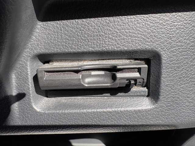 スズキ スペーシア カスタム GS 大阪府 2013(平25)年 8.1万km 白 純正ナビ/TV/Bluetooth/バックカメラ/ETC/横滑り防止装置/アイドリングストップ/両側スライドドア/HIDヘッドライト/純正アルミホイール/プッシュスタート/スマートキー