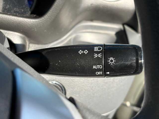 スズキ スペーシア カスタム GS 大阪府 2013(平25)年 8.1万km 白 純正ナビ/TV/Bluetooth/バックカメラ/ETC/横滑り防止装置/アイドリングストップ/両側スライドドア/HIDヘッドライト/純正アルミホイール/プッシュスタート/スマートキー