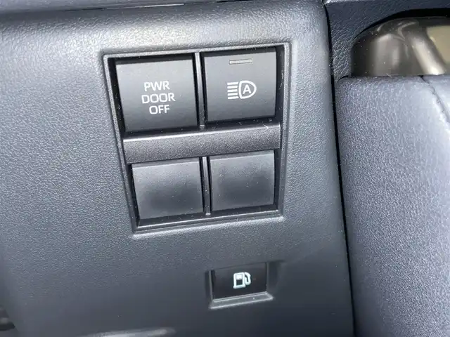 トヨタ アルファード Z 新潟県 2025(令7)年 0.4万km ブラック ワンオーナー/純正ホイール夏タイヤ装着/社外ホイールスタッドレスタイヤ車載/メモリナビ/フルセグテレビ/バックカメラ/アラウンドビューモニター/ウィンカーミラー/クルーズコントロール/キャプテンシート/プッシュスタート/両側パワースライドドア/パワーバックドア/ETC２．０/シートメモリー/運転席後席シートヒーター、クーラー/ステアリングヒーター/ブレーキホールド/電動パーキングブレーキ/ECOモード/置くだけ充電/SOSスイッチ/スペアキー1個