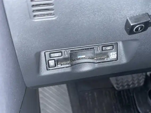 トヨタ アルファード Z 新潟県 2025(令7)年 0.4万km ブラック ワンオーナー/純正ホイール夏タイヤ装着/社外ホイールスタッドレスタイヤ車載/メモリナビ/フルセグテレビ/バックカメラ/アラウンドビューモニター/ウィンカーミラー/クルーズコントロール/キャプテンシート/プッシュスタート/両側パワースライドドア/パワーバックドア/ETC２．０/シートメモリー/運転席後席シートヒーター、クーラー/ステアリングヒーター/ブレーキホールド/電動パーキングブレーキ/ECOモード/置くだけ充電/SOSスイッチ/スペアキー1個