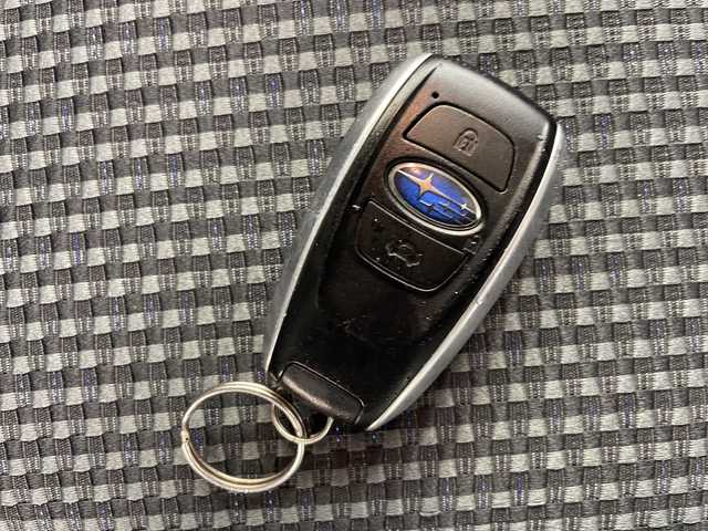 スバル フォレスター 2．0i－L アイサイト アドバン 道央・札幌 2016(平28)年 5.1万km ダークブルーパール ・4WD/アイサイト/・プリクラッシュセーフティ/・社外ナビ　BT/USB/AM/FM/・バックカメラ/・追従クルーズコントロール/・コーナーセンサー/・パワーシート/シートヒーター/・パドルシフト/・ETC/・純正フロアマット/・ドアバイザー/・プッシュスタート/・アイドリングストップ/・レーンキープアシスト/・横滑り防止装置/・オートライト