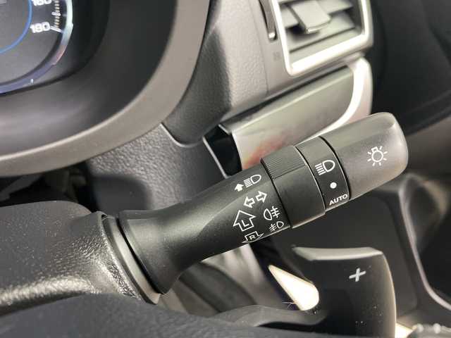 スバル フォレスター 2．0i－L アイサイト アドバン 道央・札幌 2016(平28)年 5.1万km ダークブルーパール ・4WD/アイサイト/・プリクラッシュセーフティ/・社外ナビ　BT/USB/AM/FM/・バックカメラ/・追従クルーズコントロール/・コーナーセンサー/・パワーシート/シートヒーター/・パドルシフト/・ETC/・純正フロアマット/・ドアバイザー/・プッシュスタート/・アイドリングストップ/・レーンキープアシスト/・横滑り防止装置/・オートライト