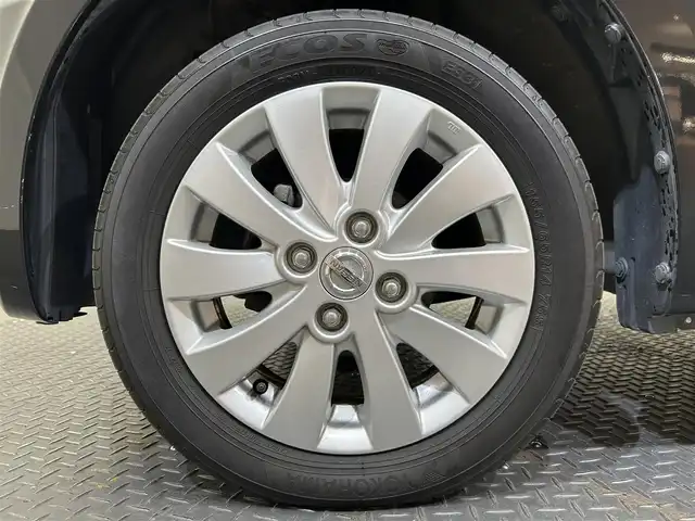 日産 モコ ドルチェX 愛媛県 2015(平27)年 3.6万km ブルーイッシュブラック ・純正ナビ(MC315D-A)/(フルセグ/CD/DVD/BT)/・アイドリングストップ/・純正14インチアルミホイール/・純正フロアマット/・フォグランプ/・ステアリングリモコン/・ドアバイザー/・スペアキー/・プッシュスタート/・取扱説明書/・保証書