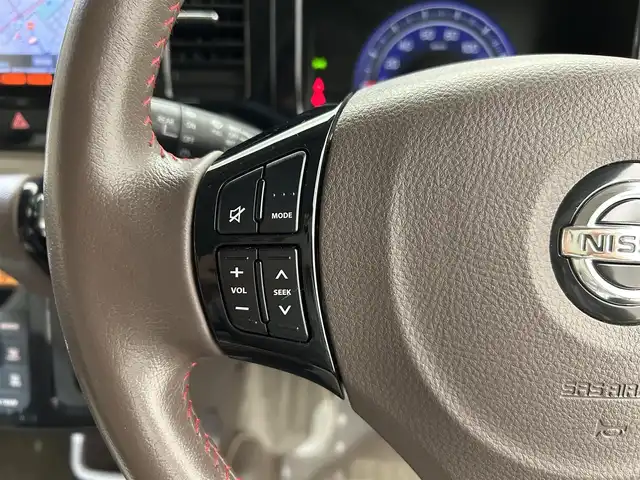 日産 モコ ドルチェX 愛媛県 2015(平27)年 3.6万km ブルーイッシュブラック ・純正ナビ(MC315D-A)/(フルセグ/CD/DVD/BT)/・アイドリングストップ/・純正14インチアルミホイール/・純正フロアマット/・フォグランプ/・ステアリングリモコン/・ドアバイザー/・スペアキー/・プッシュスタート/・取扱説明書/・保証書
