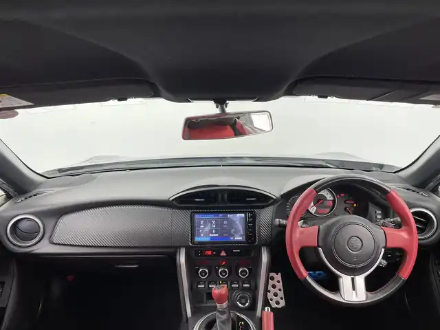 トヨタ ８６ GT リミテッド 大分県 2015(平27)年 7.9万km クリスタルブラックシリカ 純正メモリナビ/(フルセグTV/CD/BT/SD)/バックカメラ/クルーズコントロール/ETC/シートヒーター(D＋N席)/革巻きステアリング/パドルシフト/ハーフレザーシート/HIDヘッドライト/フォグランプ/プッシュスタート＆スマートキー/純正フロアマット/純正17インチAW