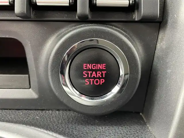 トヨタ ８６ GT リミテッド 大分県 2015(平27)年 7.9万km クリスタルブラックシリカ 純正メモリナビ/(フルセグTV/CD/BT/SD)/バックカメラ/クルーズコントロール/ETC/シートヒーター(D＋N席)/革巻きステアリング/パドルシフト/ハーフレザーシート/HIDヘッドライト/フォグランプ/プッシュスタート＆スマートキー/純正フロアマット/純正17インチAW