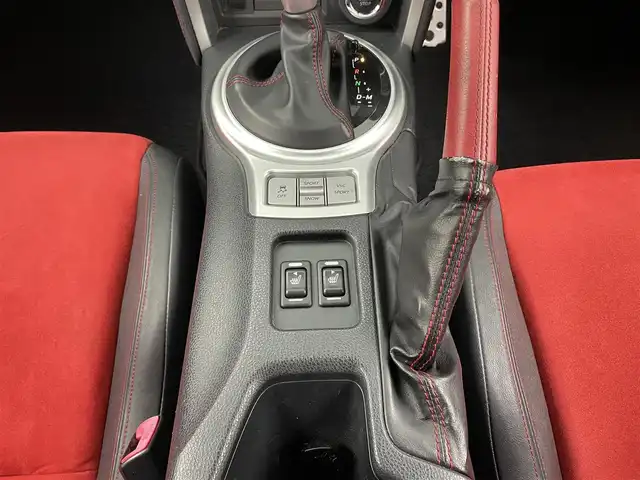 トヨタ ８６ GT リミテッド 大分県 2015(平27)年 7.9万km クリスタルブラックシリカ 純正メモリナビ/(フルセグTV/CD/BT/SD)/バックカメラ/クルーズコントロール/ETC/シートヒーター(D＋N席)/革巻きステアリング/パドルシフト/ハーフレザーシート/HIDヘッドライト/フォグランプ/プッシュスタート＆スマートキー/純正フロアマット/純正17インチAW