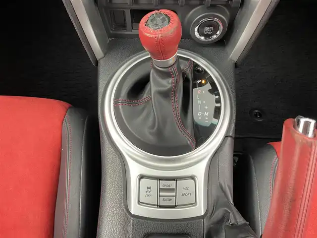 トヨタ ８６ GT リミテッド 大分県 2015(平27)年 7.9万km クリスタルブラックシリカ 純正メモリナビ/(フルセグTV/CD/BT/SD)/バックカメラ/クルーズコントロール/ETC/シートヒーター(D＋N席)/革巻きステアリング/パドルシフト/ハーフレザーシート/HIDヘッドライト/フォグランプ/プッシュスタート＆スマートキー/純正フロアマット/純正17インチAW
