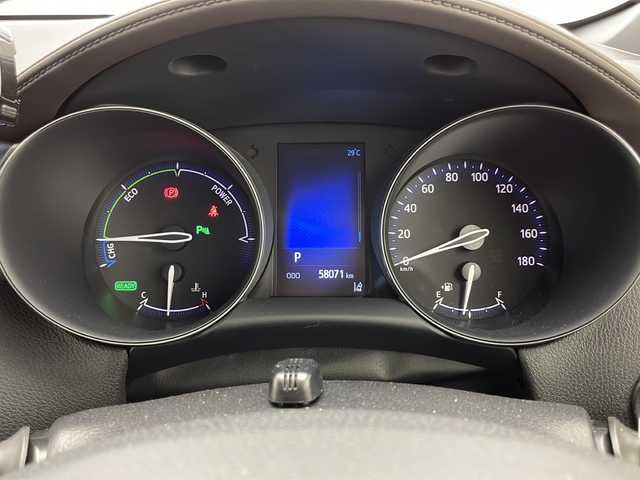 トヨタ Ｃ－ＨＲ G 千葉県 2018(平30)年 5.8万km ホワイトパールクリスタルシャイン 純正ナビ（NSZTY６８T）【フルセグTV/DVD/CD/ BT/SD/FM/AM】/レーンディパーチャーアラート/プリクラッシュセーフティ/ブラインドスポットモニター/クリアランスソナー/レーダークルーズコントロール/オートホールド/オートハイビーム/ビルトインＥＴＣ2.0/バックカメラ/前席シートヒーター/ハーフレザーシート/ステアリングスイッチ/フォグランプ/LEDヘッドライト/オートライト/ドライブレコーダー/純正ドアバイザー/純正フロアマット/純正１８インチアルミホイール/スペアキー１本