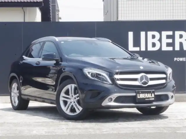 メルセデス・ベンツ ＧＬＡ２５０ 4マチック 岩手県 2015(平27)年 3.3万km コスモスブラック レーダーセーフティパッケージ/レザーエクスクルーシブ/純正HDDナビ/フルセグTV/バックカメラ/パークトロニック /パノラマSR/ハーマンカードン /黒革シート/パワーシートD/N/シートヒーター/ETC/Pバックドア/キセノンライト