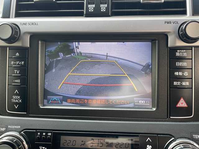 トヨタ ランドクルーザー プラド TX Lパッケージ 兵庫県 2015(平27)年 7.7万km アティチュードブラックマイカ 純正SDナビ/Bluetooth・AM/FM・DVD/フルセグTV/4WD/サンルーフ/バックカメラ/前後ドライブレコーダー/ビルトインETC/レザーシート/パワーシート　D席/シートヒーター/アンチロック・ブレーキ・システム/クルーズコントロール/コーナーセンサー/ウッドコンビステアリング/ステアリングスイッチ/プッシュスタート/純正アルミホイール/LEDヘッドライト/スマートキー