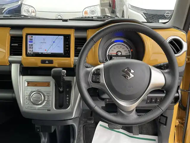 スズキ ハスラー X ターボ 香川県 2018(平30)年 5.1万km アクティブイエロー/ブラック2トーンルーフ 登録時走行距離：50154km/パナソニックSDナビ/　CD DVD BT/デュアルカメラブレーキサポート/レーンキープアシスト/シートヒーター/ETC/前後ドライブレコーダー/アイドリングストップ/横滑り防止装置/HIDヘッドライト/オートライト/フォグランプ/電動格納ウィンカーミラー/ドアバイザー/純正15インチアルミホイール/革巻きステアリング/ステアリングスイッチ/純正フロアマット/プッシュスタート/スマートキー