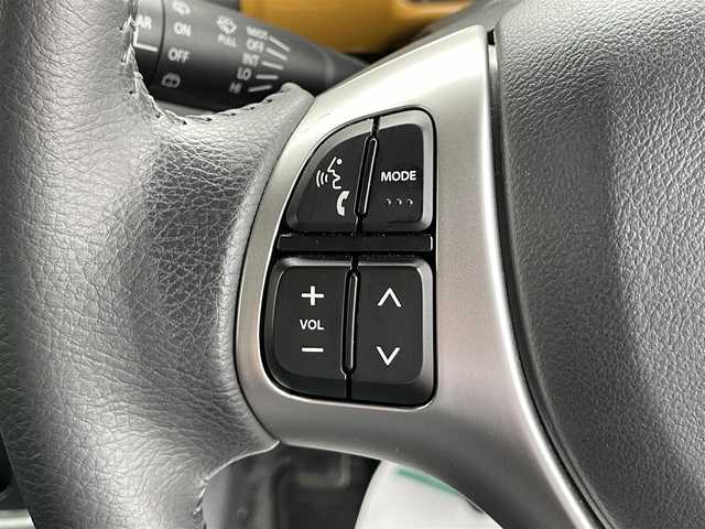 スズキ ハスラー X ターボ 香川県 2018(平30)年 5.1万km アクティブイエロー/ブラック2トーンルーフ 登録時走行距離：50154km/パナソニックSDナビ/　CD DVD BT/デュアルカメラブレーキサポート/レーンキープアシスト/シートヒーター/ETC/前後ドライブレコーダー/アイドリングストップ/横滑り防止装置/HIDヘッドライト/オートライト/フォグランプ/電動格納ウィンカーミラー/ドアバイザー/純正15インチアルミホイール/革巻きステアリング/ステアリングスイッチ/純正フロアマット/プッシュスタート/スマートキー