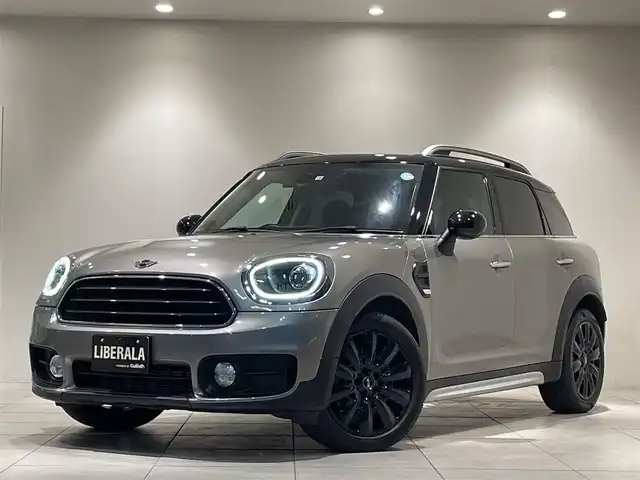 ＭＩＮＩ ミニ クロスオーバー クーパー D 愛知県 2018(平30)年 6.6万km グレーⅡ ペッパーＰＫＧ　/純正ナビ　/Ｂｌｕｅｔｏｏｔｈ　/Ｂカメラ　/インテリジェントセーフティー　/ＡＣＣ　/パワーバックドア　/オートワイパー　/オートライト　/ドライブレコーダー　/ミラー型ＥＴＣ　/コーナーセンサー/HID/プッシュスタート/アイドリングストップ