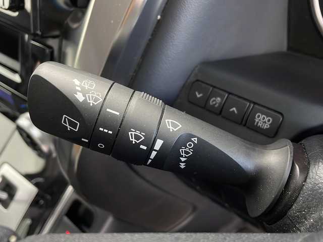 トヨタ ヴェルファイア Z 鹿児島県 2018(平30)年 5.2万km ブラック ＴＯＹＯＴＡセーフティセンス　/ダブルサンルーフ　/純正９型ナビ/（フルセグ/Bluetooth/CD/DVD/SD）/バックカメラ　/レーダークルーズコントロール/前後ドライブレコーダー　/ビルドインＥＴＣ　/オートホールド　/フルオートパワーウィンドウ　/片側パワースライドドア　/電子パーキング/オートマチックハイビーム/オートライト/レーンキープアシスト/LEDヘッドライト/前後コーナーセンサー/純正アルミホイール/保証書/取扱説明書