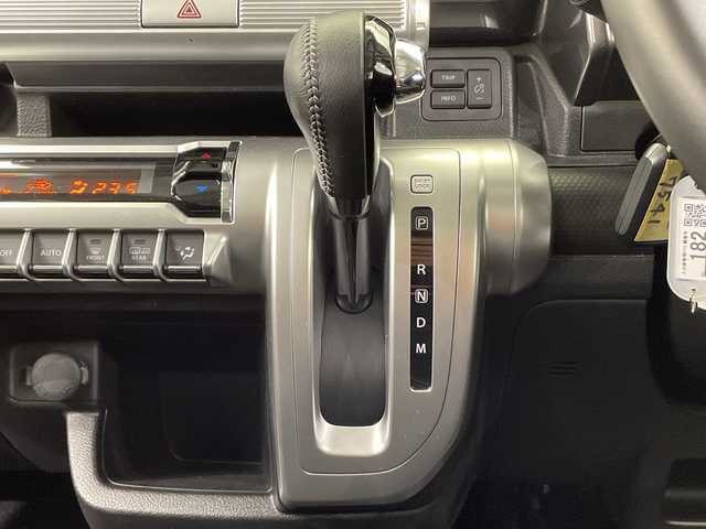 スズキ クロスビー HYBRID MZ 栃木県 2022(令4)年 4.8万km 黒Ⅱ 社外ナビ（Kenwood）/（CD/DVD/SD/USB/フルセグTV/Bluetooth）/バックカメラ/ETC/前方ドラレコ/ミラーヒーター/パドルシフト/オートライト/LEDヘッドライト/横滑り防止装置/スマートキー/アイドリングストップ/ステアリングスイッチ/フロントフォグランプ/革巻きステアリング/純正アルミホイール/社外フロアマット/電動格納ミラー