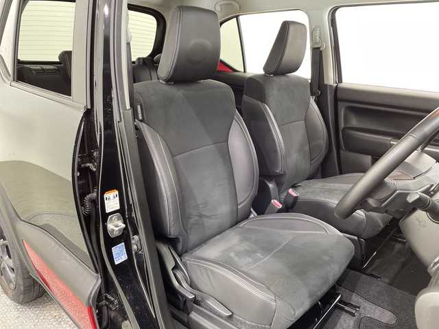 スズキ クロスビー HYBRID MZ 栃木県 2022(令4)年 4.8万km 黒Ⅱ 社外ナビ（Kenwood）/（CD/DVD/SD/USB/フルセグTV/Bluetooth）/バックカメラ/ETC/前方ドラレコ/ミラーヒーター/パドルシフト/オートライト/LEDヘッドライト/横滑り防止装置/スマートキー/アイドリングストップ/ステアリングスイッチ/フロントフォグランプ/革巻きステアリング/純正アルミホイール/社外フロアマット/電動格納ミラー