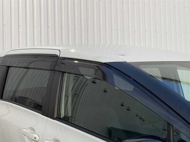 トヨタ シエンタ ファンベースG 香川県 2022(令4)年 2.6万km ホワイトパールクリスタルシャイン 登録時走行距離：25962km/ディーラー純正ナビ/　CD BT ワンセグTV/バックカメラ/前後ドライブレコーダー/ビルトインETC/プリクラッシュセーフティシステム/レーンキープアシスト/クリアランスソナー/オートハイビーム/LEDヘッドライト/オートライト/革巻きステアリング/ステアリングスイッチ/プッシュスタート/スマートキー