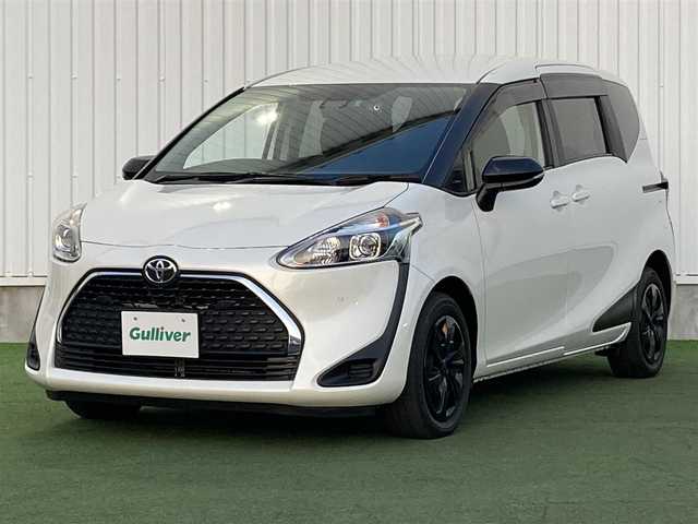 トヨタ シエンタ ファンベースG 香川県 2022(令4)年 2.6万km ホワイトパールクリスタルシャイン 登録時走行距離：25962km/ディーラー純正ナビ/　CD BT ワンセグTV/バックカメラ/前後ドライブレコーダー/ビルトインETC/プリクラッシュセーフティシステム/レーンキープアシスト/クリアランスソナー/オートハイビーム/LEDヘッドライト/オートライト/革巻きステアリング/ステアリングスイッチ/プッシュスタート/スマートキー