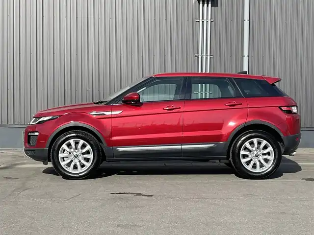 ランドローバー レンジローバーイヴォーク SE 青森県 2019(平31)年 4.5万km 赤 /4WD/ディーゼルターボ/MERIDIANサウンドシステム/純正SDナビ/　(フルセグTV/DVD/Bt/USB)/全方位カメラ/黒ハーフレザーシート/前席シートヒーター/衝突回避システム/クロストラフィック/車線逸脱抑制機能/横滑り防止機能/ヒルクライムアシスト/クルーズコントロール/革巻きステア/オーディオ/ステアスイッチ/パドルシフト/オートワイパー/オートライトHID/オートマチックハイビーム/プッシュスタートシステム/ヘットライトウオッシャー/前後バンパーソナー/パワーバックドア/社外ドラレコ/ETC 2.0/W/サイド/カーテンエアバッグ /ABS/スマートキーx2/保証書/取説