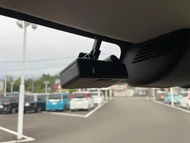 スズキ スペーシア ギア HYBRID XZ 鹿児島県 2021(令3)年 1.9万km アクティブイエロー/ガンメタリック2トーン セーフティサポート/ディスプレイオーディオ/バックカメラ/追従機能付きクルーズコントロール/両側パワースライドドア/LEDオートライト/シートヒーター/オートエアコン/サーキュレーター/ロールサンシェード/パーソナルテーブル/スマートキー/ETC