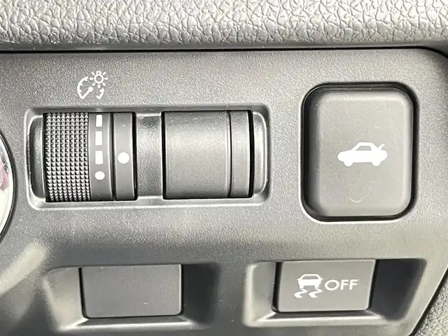 スバル ＷＲＸ ＳＴＩ STI タイプS 千葉県 2018(平30)年 4.3万km クリスタルホワイトP 4WD/アドバンスドセイフティパッケージ/・スバルリヤビークルディテクション（後側方警戒支援システム）/・ハイビームアシスト/・フロント&サイドビューモニター/純正８インチメモリナビ/CD DVD MSV BT フルセグ/LEDオートライト/STI純正バケットーシート/前席シートヒーター/D席パワーシート/純正19インチアルミホイール/革巻きステアリング/ステアリングスイッチ/ドアバイザー/プッシュスタート/スマートキー/ETC