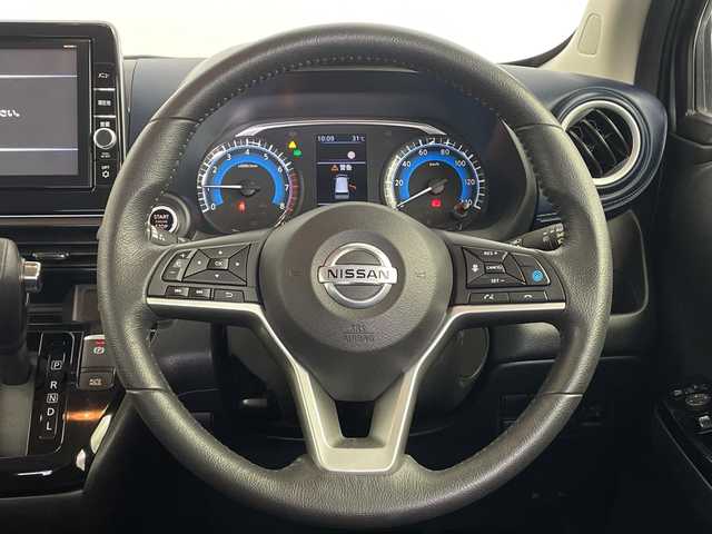 日産 デイズ HWS X プロパイロットED 鹿児島県 2020(令2)年 1.4万km チタニウムグレーメタリック 純正9インチSDナビ/(BT/CD/DVD/FM/AM/フルセグTV)/全方位カメラ/プロパイロット/バックカメラ/アイドリングストップ/エマージェンシーブレーキ/前後コーナーセンサー/ETC/ベンチシート/純正14インチアルミホイール/純正フロアマット/純正LEDヘッドライト/スペアキー