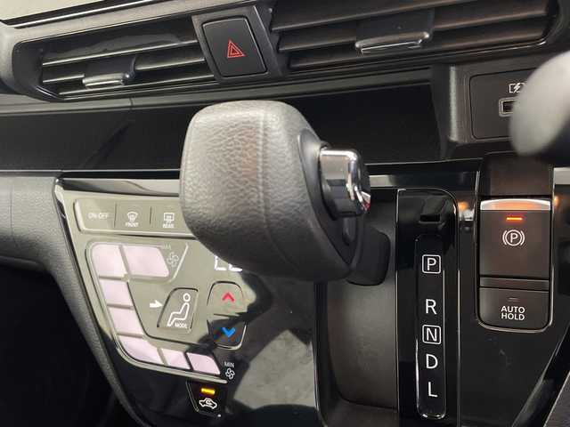 日産 デイズ HWS X プロパイロットED 鹿児島県 2020(令2)年 1.4万km チタニウムグレーメタリック 純正9インチSDナビ/(BT/CD/DVD/FM/AM/フルセグTV)/全方位カメラ/プロパイロット/バックカメラ/アイドリングストップ/エマージェンシーブレーキ/前後コーナーセンサー/ETC/ベンチシート/純正14インチアルミホイール/純正フロアマット/純正LEDヘッドライト/スペアキー