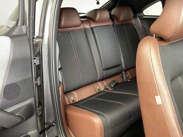 マツダ ＭＸ－３０ インダストリアルクラシック 兵庫県 2021(令3)年 2.7万km マシーングレープレミアムM ・純正ナビ/Bluetooth/AM/FM/TV/HDMI/・バックカメラ/・スマートブレーキサポート/・スマートブレーキサポート（後退時）/・緊急時車線維持支援/・ディスタンス＆スピードアラート/・レーンキープアシスト/・後側方接近車両検知/・ブラインドスポットモニター/・レーダクルーズコントロール/・オートハイビーム/・ステアリングスイッチ/・ステアリングヒーター/・ハーフレザーシート/・前席シートヒーター/・運転席パワーシート（メモリー付き）/・純正フロアマット/・純正アルミホイールタイヤ/・LEDヘッドライト/・前後ドライブレコーダー/・ETC/・取扱説明書/・保証書/・スペアキー/・ベーシックパッケージ/・エクステリアパッケージ/・インテリアパッケージ/・ユーティリティーパッケージ