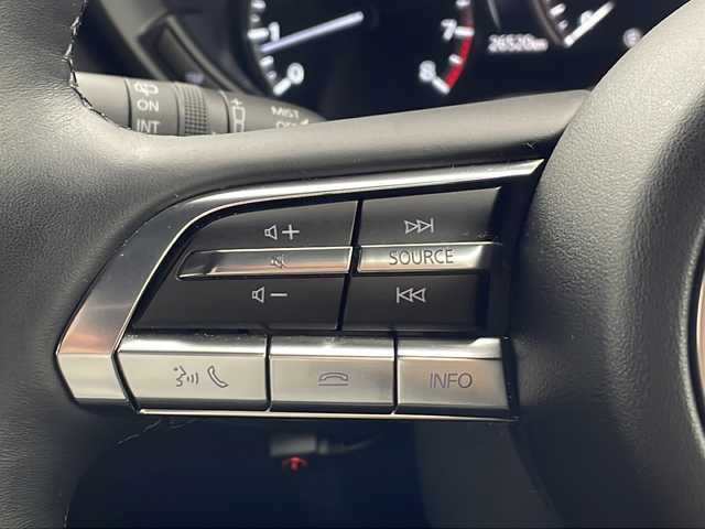 マツダ ＭＸ－３０ インダストリアルクラシック 兵庫県 2021(令3)年 2.7万km マシーングレープレミアムM ・純正ナビ/Bluetooth/AM/FM/TV/HDMI/・バックカメラ/・スマートブレーキサポート/・スマートブレーキサポート（後退時）/・緊急時車線維持支援/・ディスタンス＆スピードアラート/・レーンキープアシスト/・後側方接近車両検知/・ブラインドスポットモニター/・レーダクルーズコントロール/・オートハイビーム/・ステアリングスイッチ/・ステアリングヒーター/・ハーフレザーシート/・前席シートヒーター/・運転席パワーシート（メモリー付き）/・純正フロアマット/・純正アルミホイールタイヤ/・LEDヘッドライト/・前後ドライブレコーダー/・ETC/・取扱説明書/・保証書/・スペアキー/・ベーシックパッケージ/・エクステリアパッケージ/・インテリアパッケージ/・ユーティリティーパッケージ