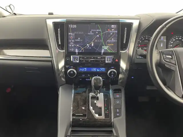 トヨタ アルファード S Cパッケージ 宮城県 2016(平28)年 2.4万km ホワイトパールクリスタルシャイン アルパインBIG-Xナビ /フリップダウンモニター /両側パワースライドドア /クリアランスソナー/パワーバックドア /パワーシート /ステアリングヒーター /クルーズコントロール /ハーフレザーシート /LEDヘッドランプ /フォグランプ /バックモニター/ETC/電動パーキングブレーキ/純正18インチAW/禁煙車