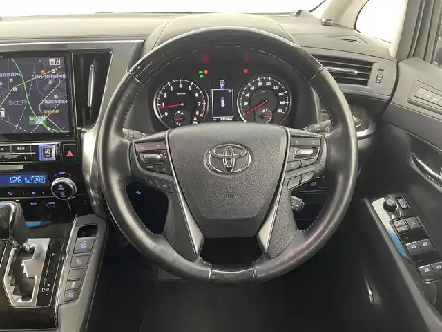 トヨタ アルファード S Cパッケージ 宮城県 2016(平28)年 2.4万km ホワイトパールクリスタルシャイン アルパインBIG-Xナビ /フリップダウンモニター /両側パワースライドドア /クリアランスソナー/パワーバックドア /パワーシート /ステアリングヒーター /クルーズコントロール /ハーフレザーシート /LEDヘッドランプ /フォグランプ /バックモニター/ETC/電動パーキングブレーキ/純正18インチAW/禁煙車